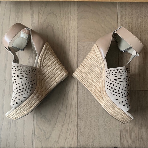 Beige Rope Wedges - Picture 5 of 11